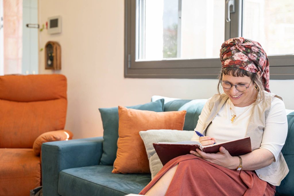 מאור קפלן כותבת